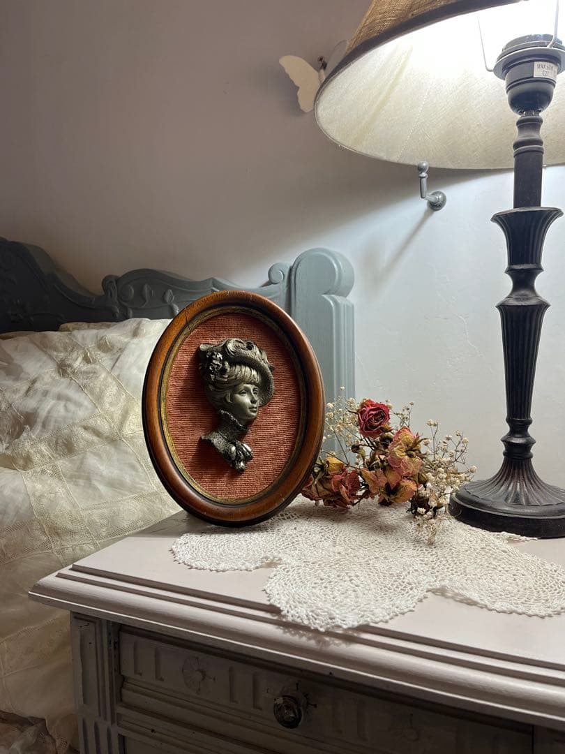 ◆フランスアンティーク｜手彫りピューター製F額壁掛け女性像、手作り雑貨置物レトロ