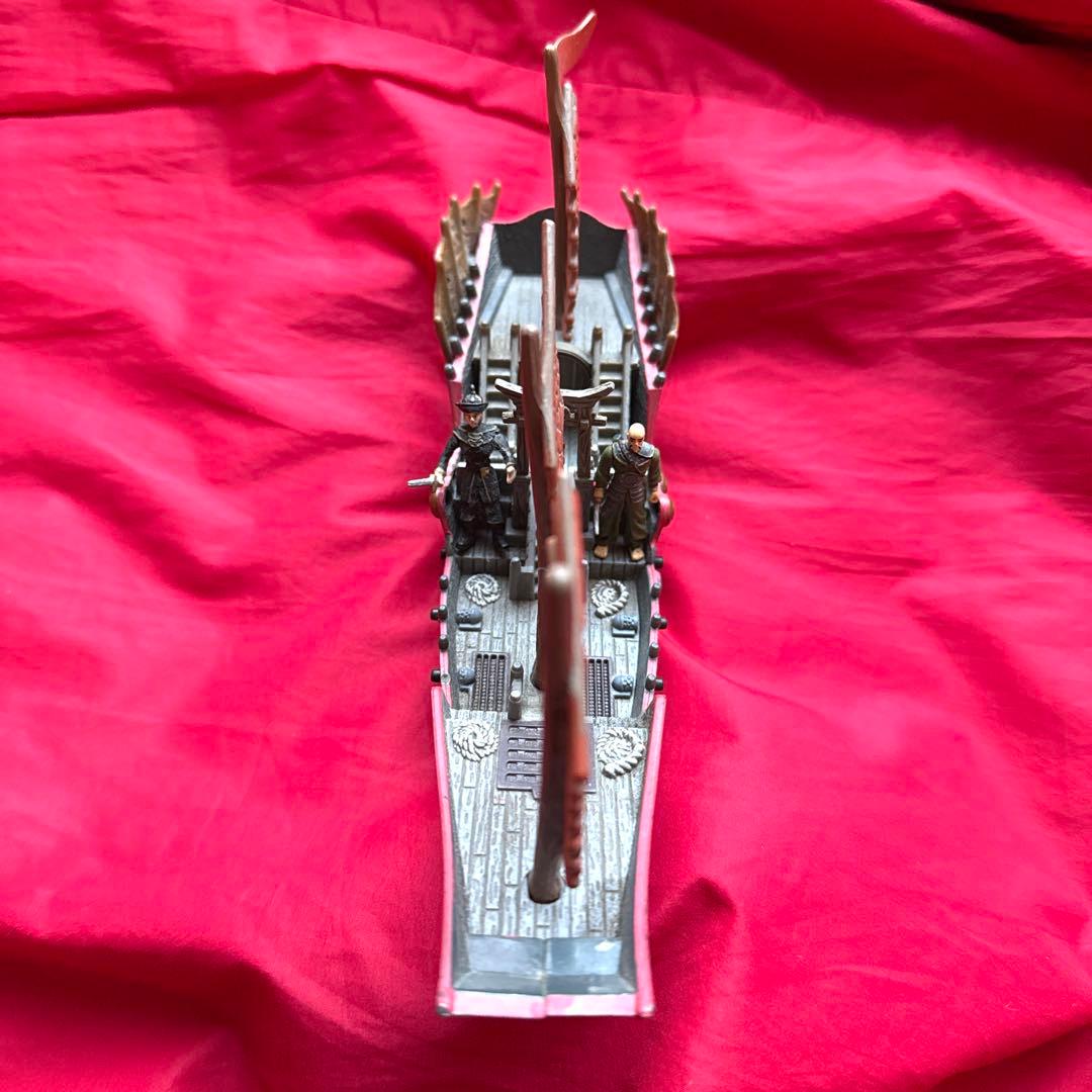 パイレーツオブカリビアン エンプレス号 ジャックスパロウ 海賊船 ディズニー 船