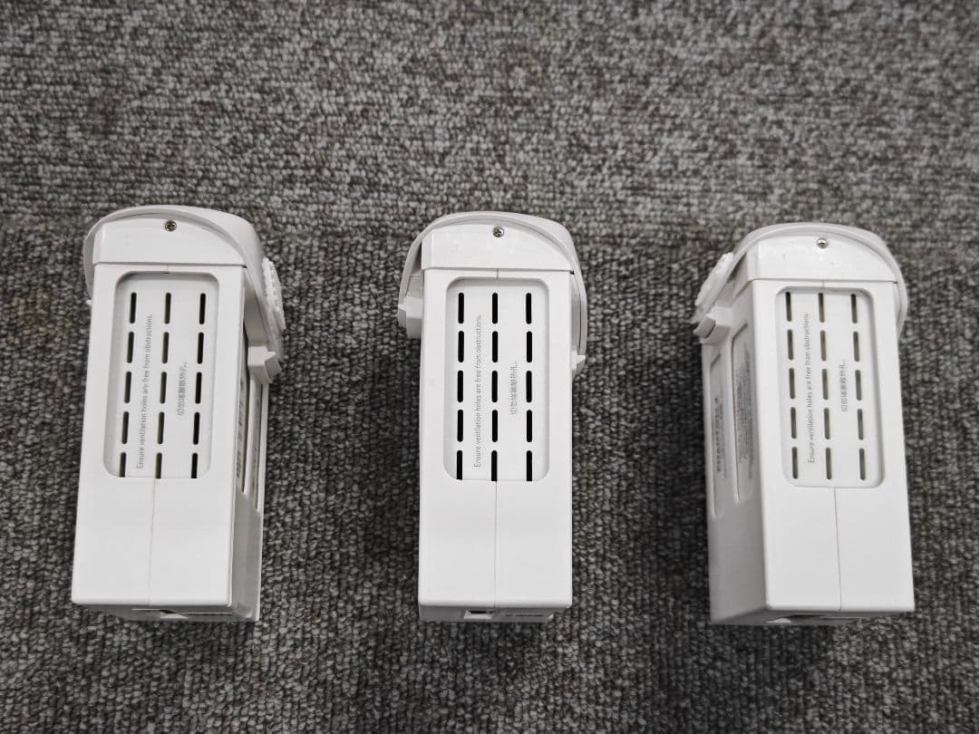 美品! DJI Phantom 4 PRO + V2.0、バッテリー3個付