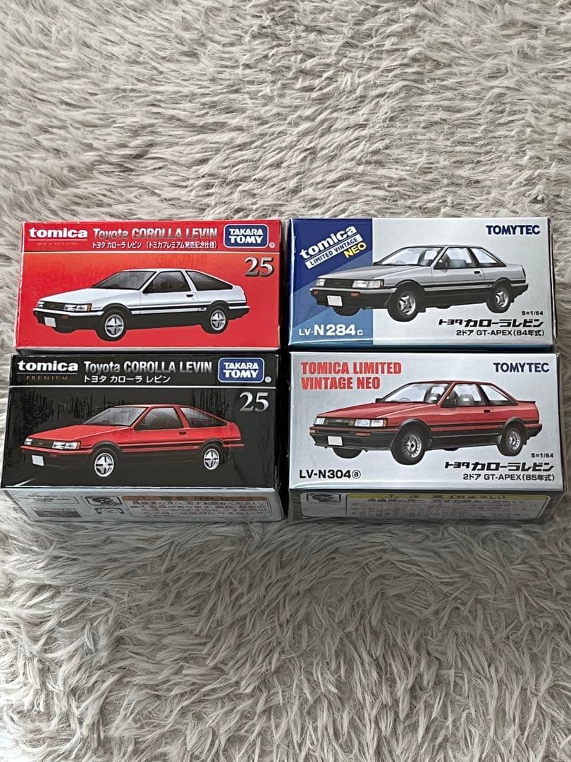トミカ トヨタ カローラレビン AE86 4種 SET