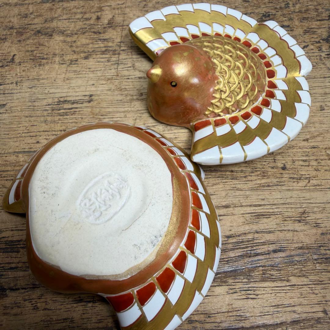 a800 送料込 御室窯 金彩 内銀 福良雀 香合 在銘 共箱 茶道具