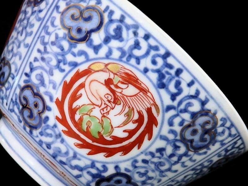 大聖寺伊万里　染錦　鳳凰に唐人　唐草の図　蓋茶碗　２客　A121AS-fbmj