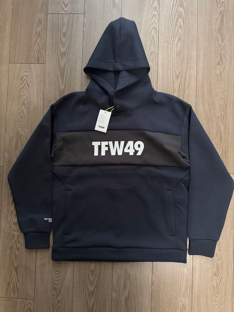 新品未使用　TFW49 パーカー　フーディー　サイズS