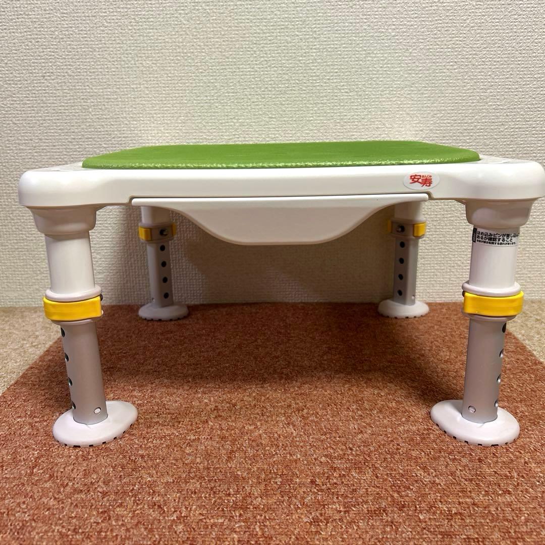 ☆新品未使用☆ アロン化成 安寿 軽量浴槽台ジャスト ソフトクッションあしぴた