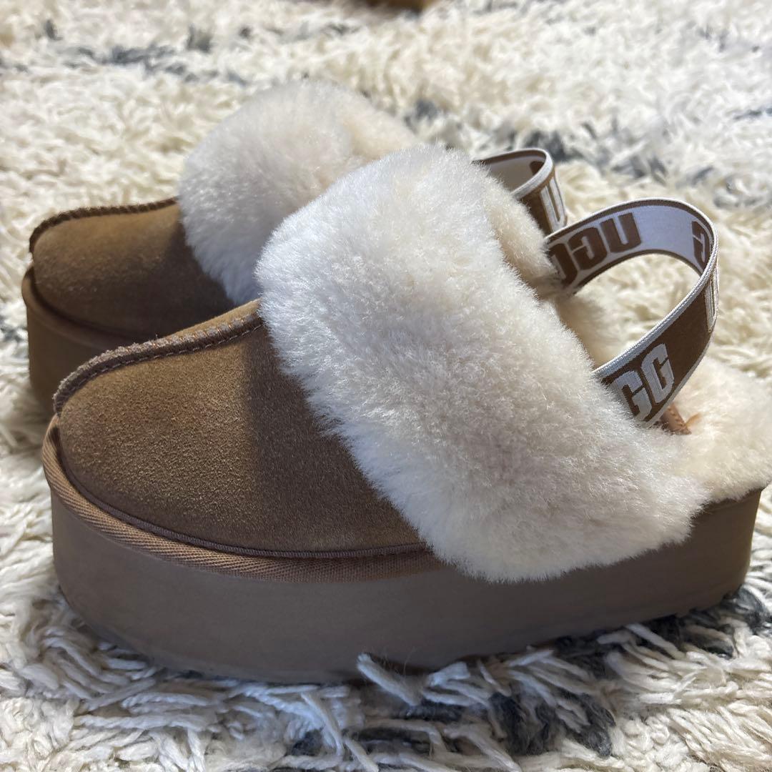 即購入可　UGG プラットフォーム ムートンブーツ ファンケット　厚底