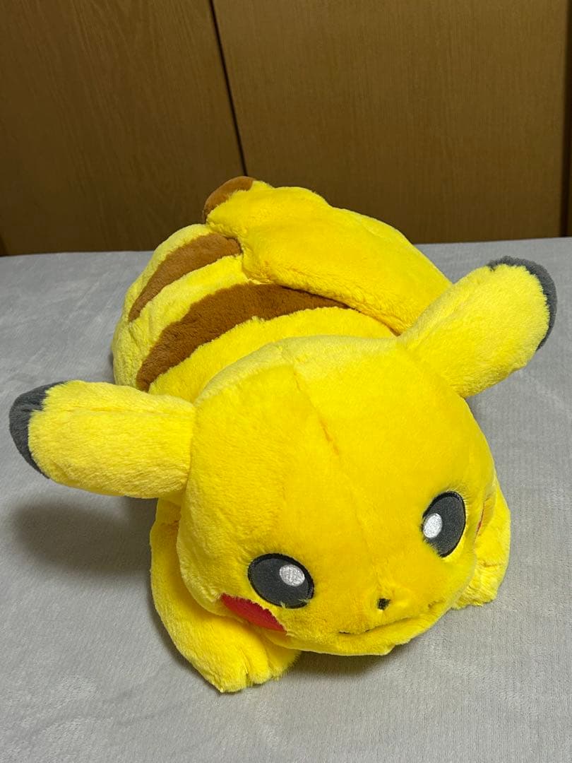 ふわふわ抱きぬいぐるみ ピカチュウ ポケモンセンター限定 新品 タグ付き