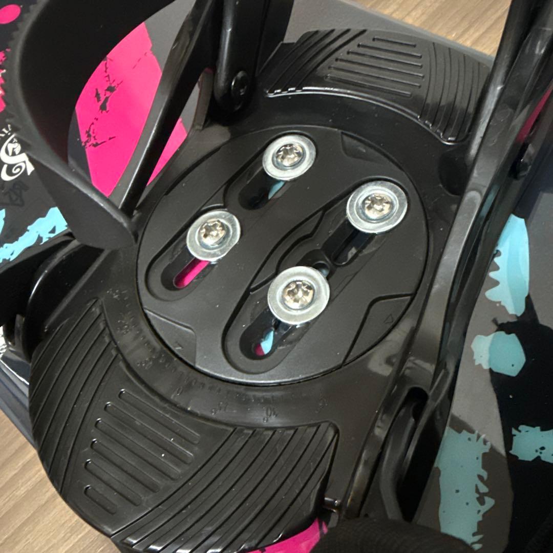 超美品 Swivel キッズ スノーボード ＆ ビンディングセット 120cm