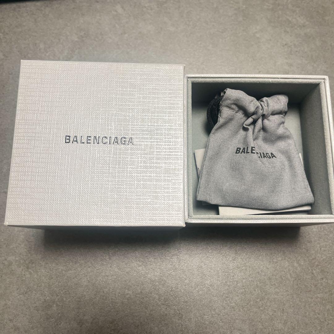 【美品】BALENCIAGA フープ ピアス ロゴ FORCE STRIPED