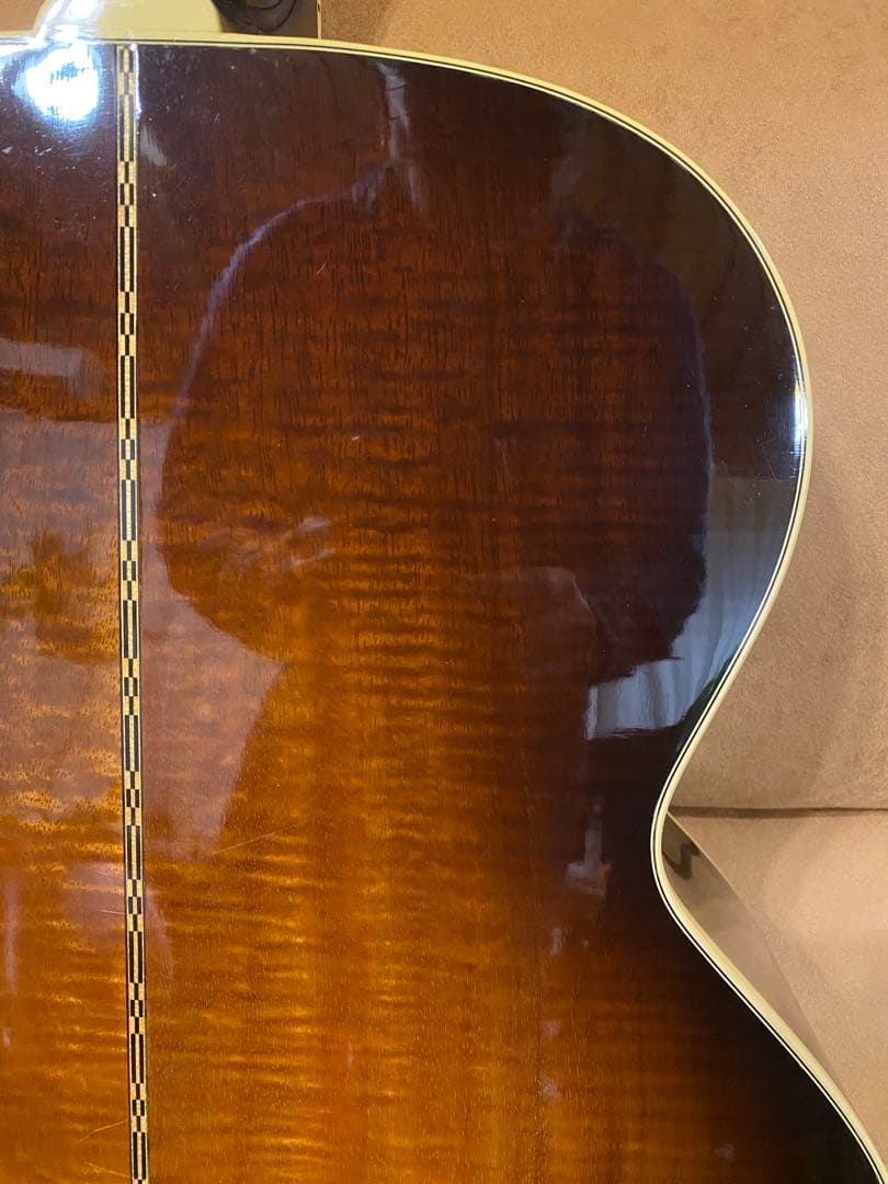 世界に36本だけのGIBSON J200 KOA MONTANA SPECIAL
