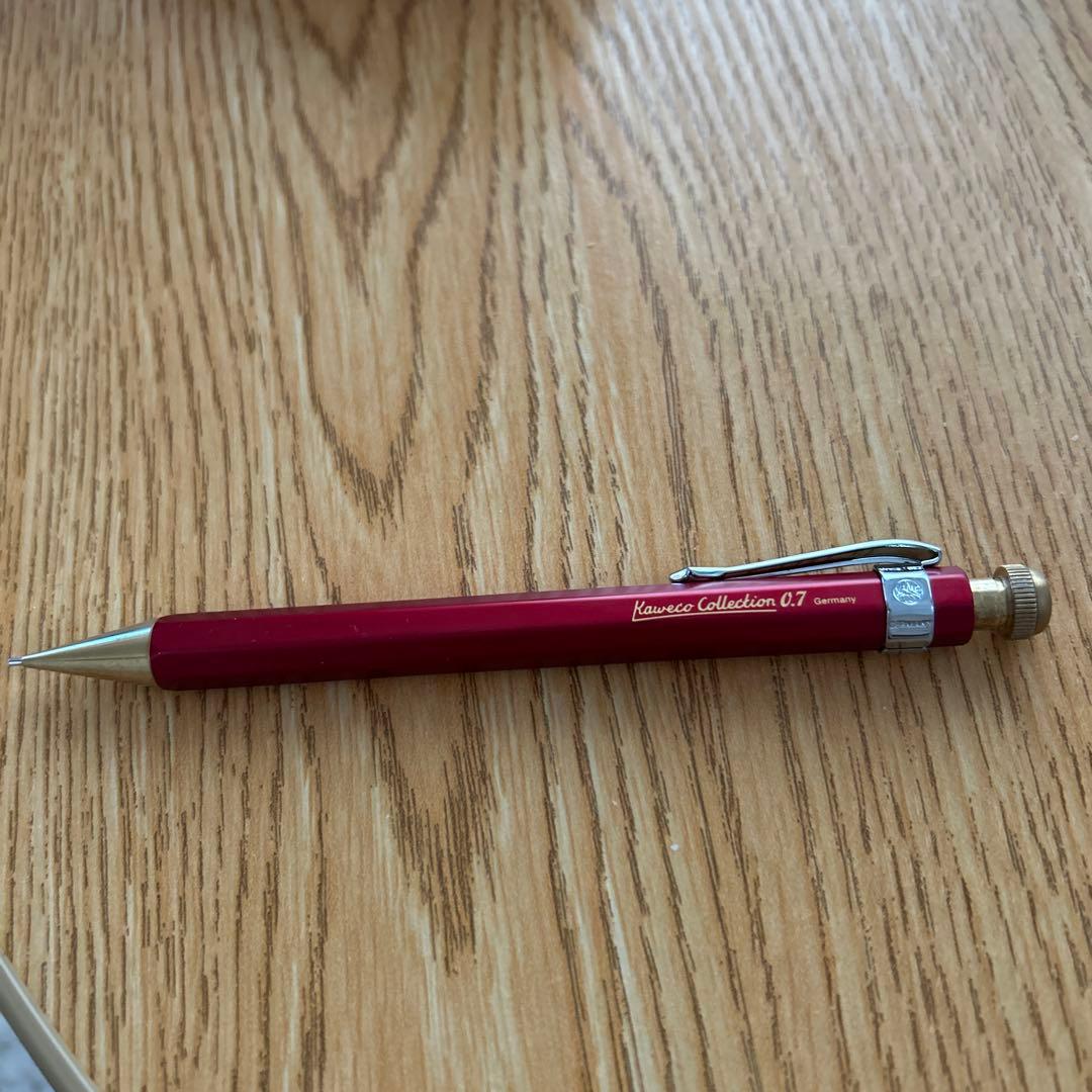 カヴェコスペシャルレッド0.7mm