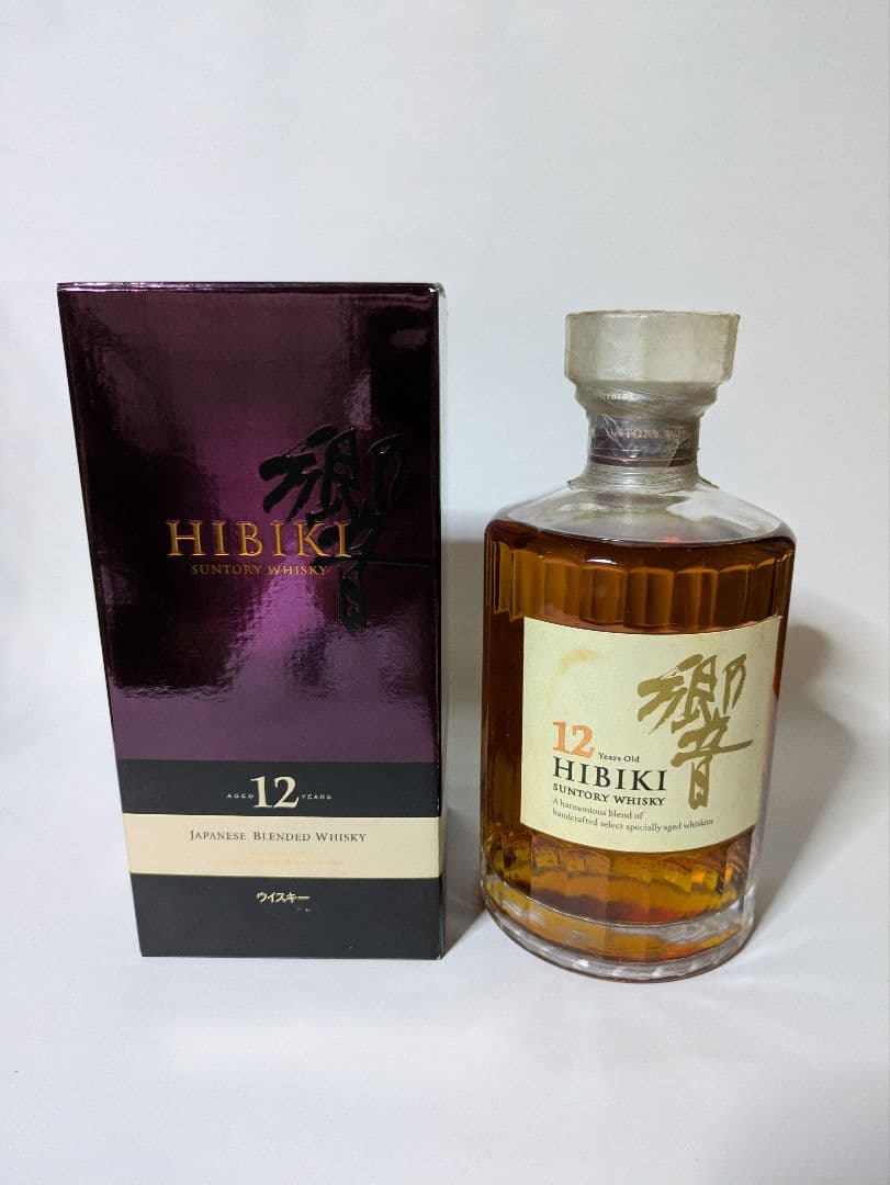 サントリー 響 12年 700ml 箱有り ウイスキー hibiki