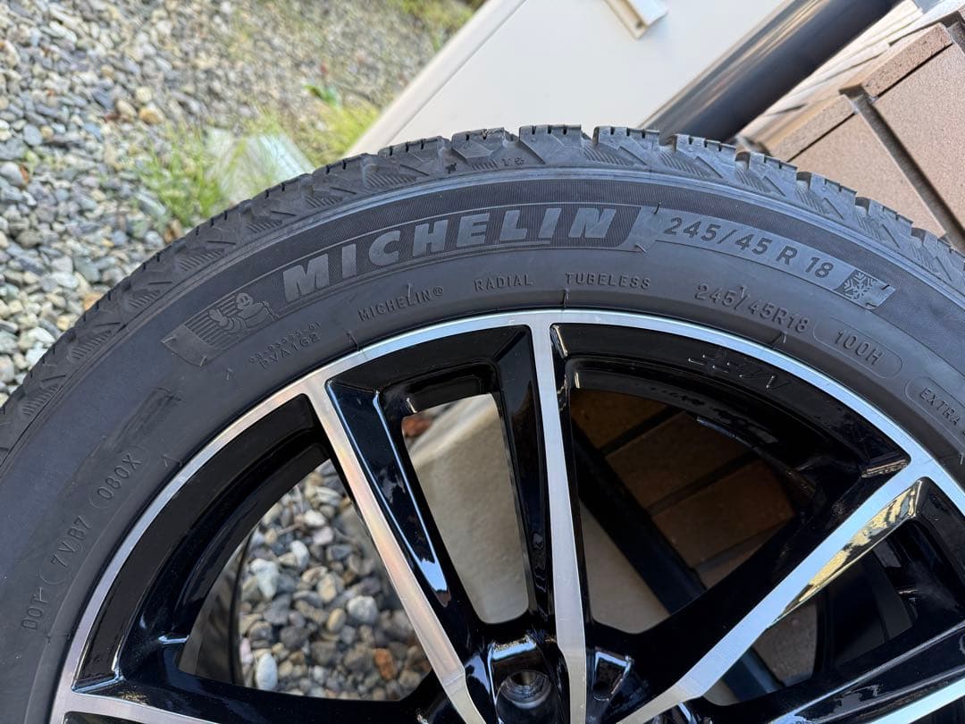 ①メルセデスE300用245/45 R18 ミシュランスタッドレスMAKホイール