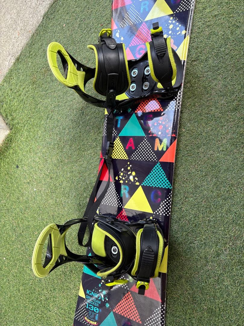スノーボード2点セット IGNIO 130cm イグニオ キッズ 子供 ジュニア