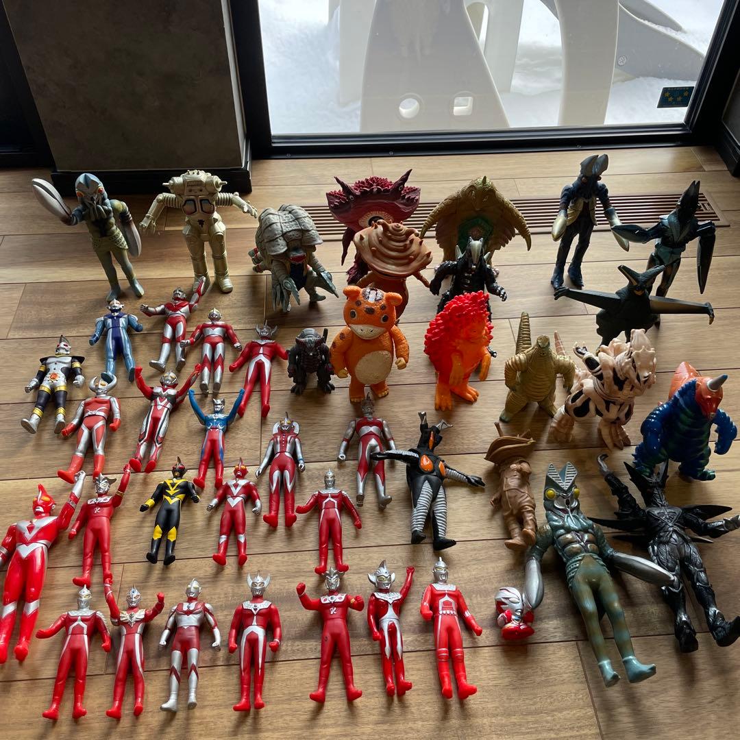 ウルトラマンシリーズフィギュアfigure43体セット バルタン星人他 円谷