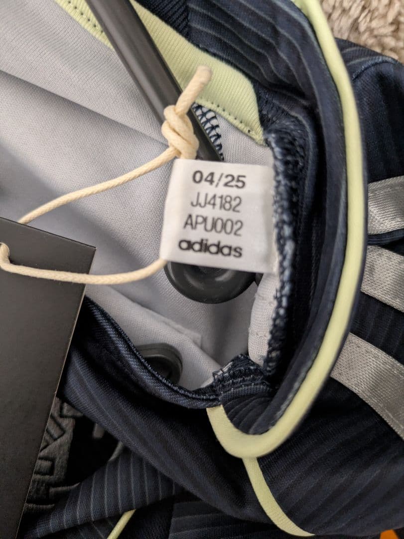 国内正規品【新品未使用】レアル・マドリード 25/26 アウェイ ユニフォーム