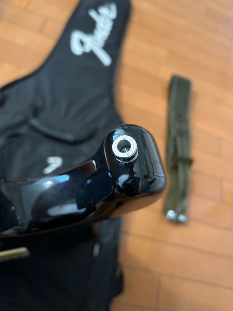 ￼ Fender Japan ST57-TX ピックガードカスタム