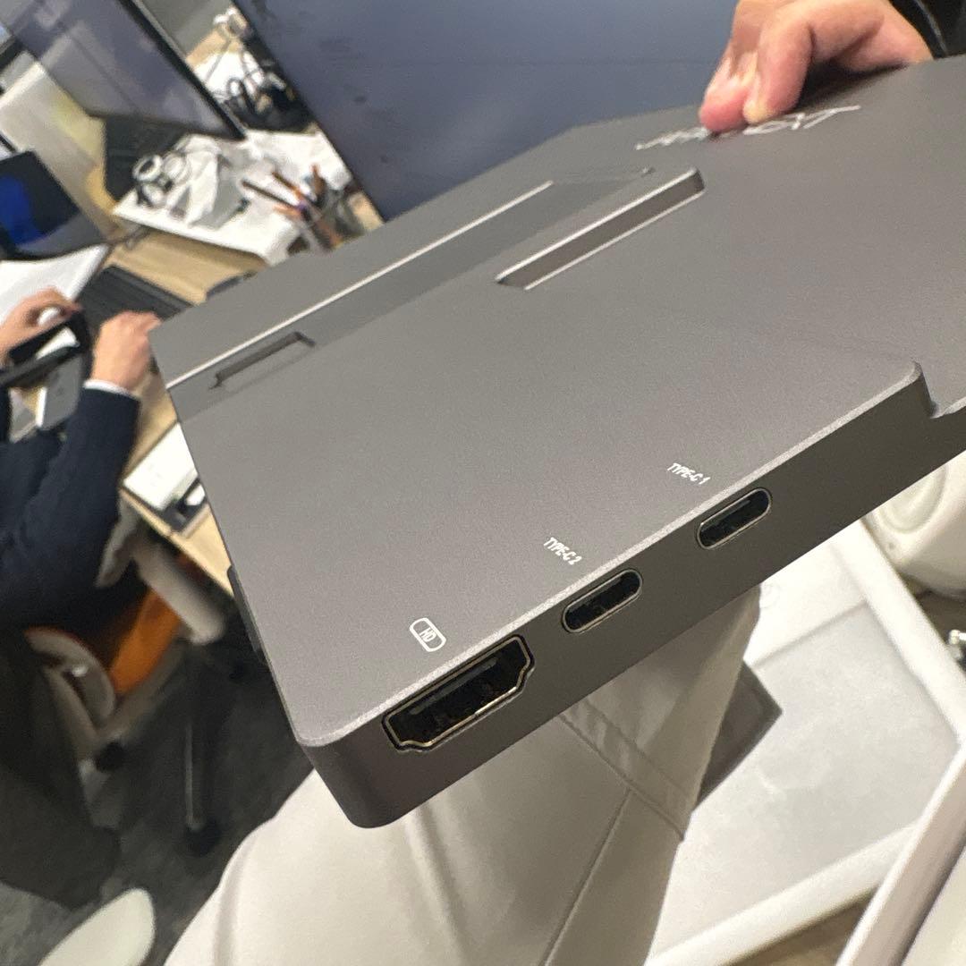 JAPAN NEXT 15.6インチ モバイルディスプレイ