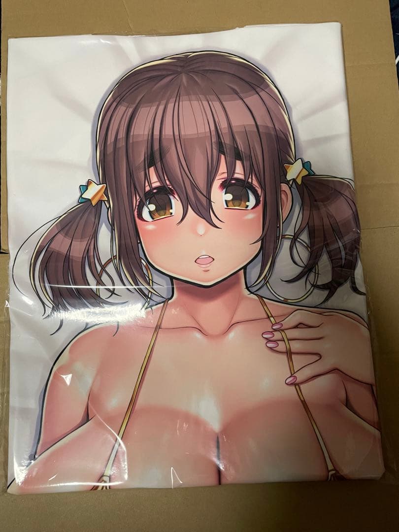 永井さん　ながちち　津路参汰 金ビキニ　抱き枕カバー