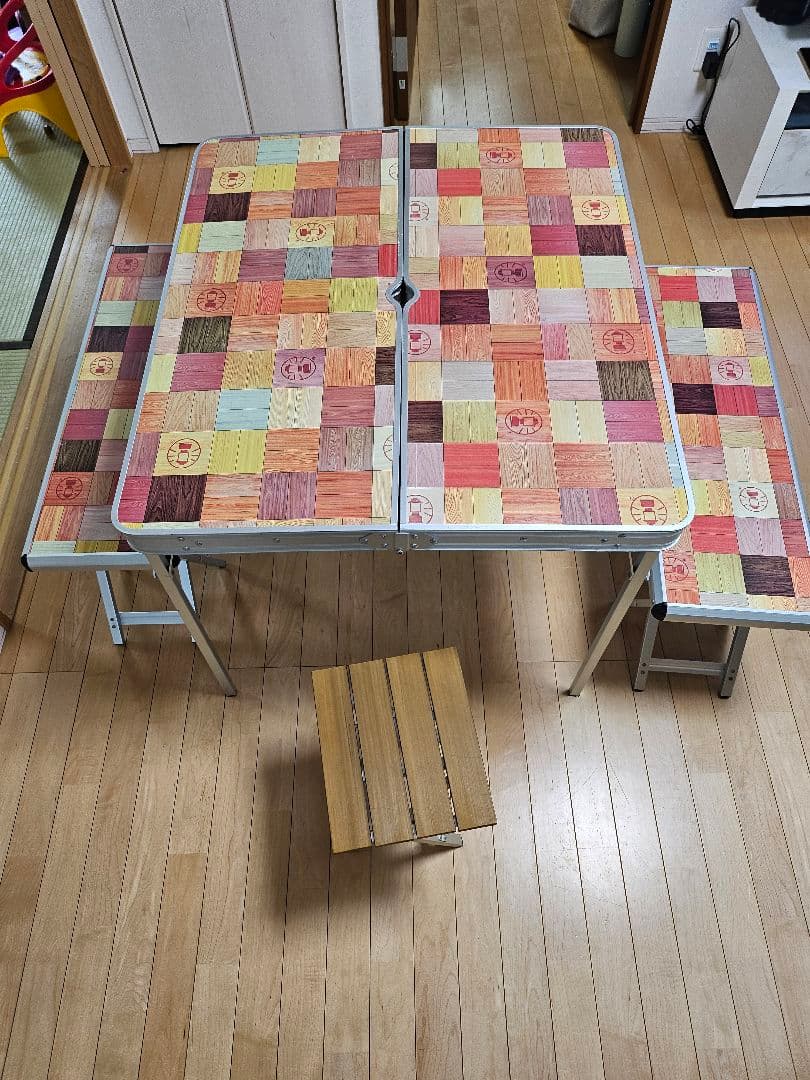 コールマンアウトドア用テーブル(六人用)