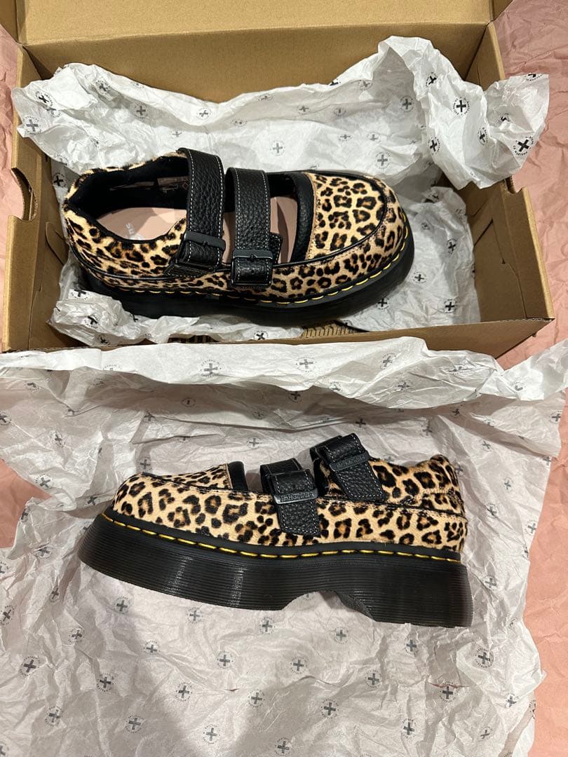 完売品 人気物 Dr. Martens Buzz MJレオパード柄US6 uk4
