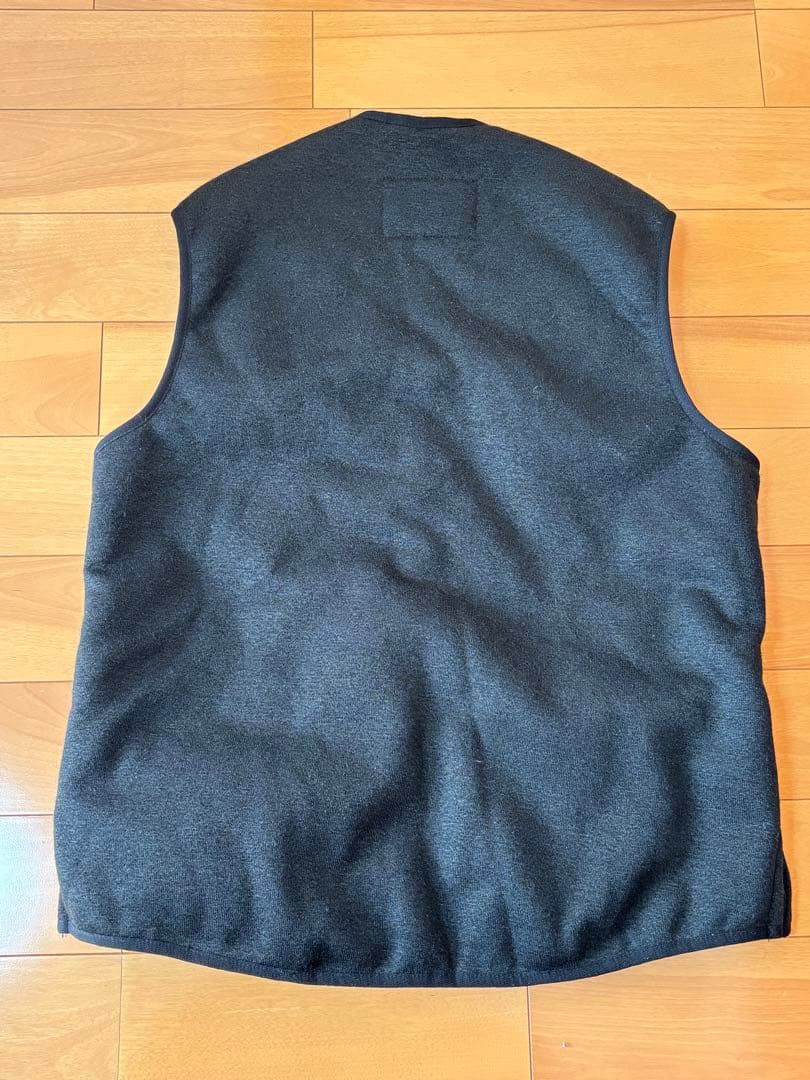 フロントジップ ファー ライナー ベスト （ユニセックス） ブラック 40