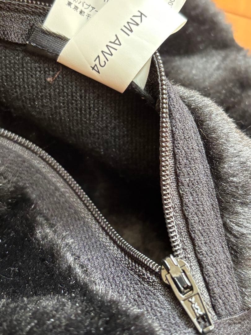 フロントジップ ファー ライナー ベスト （ユニセックス） ブラック 40