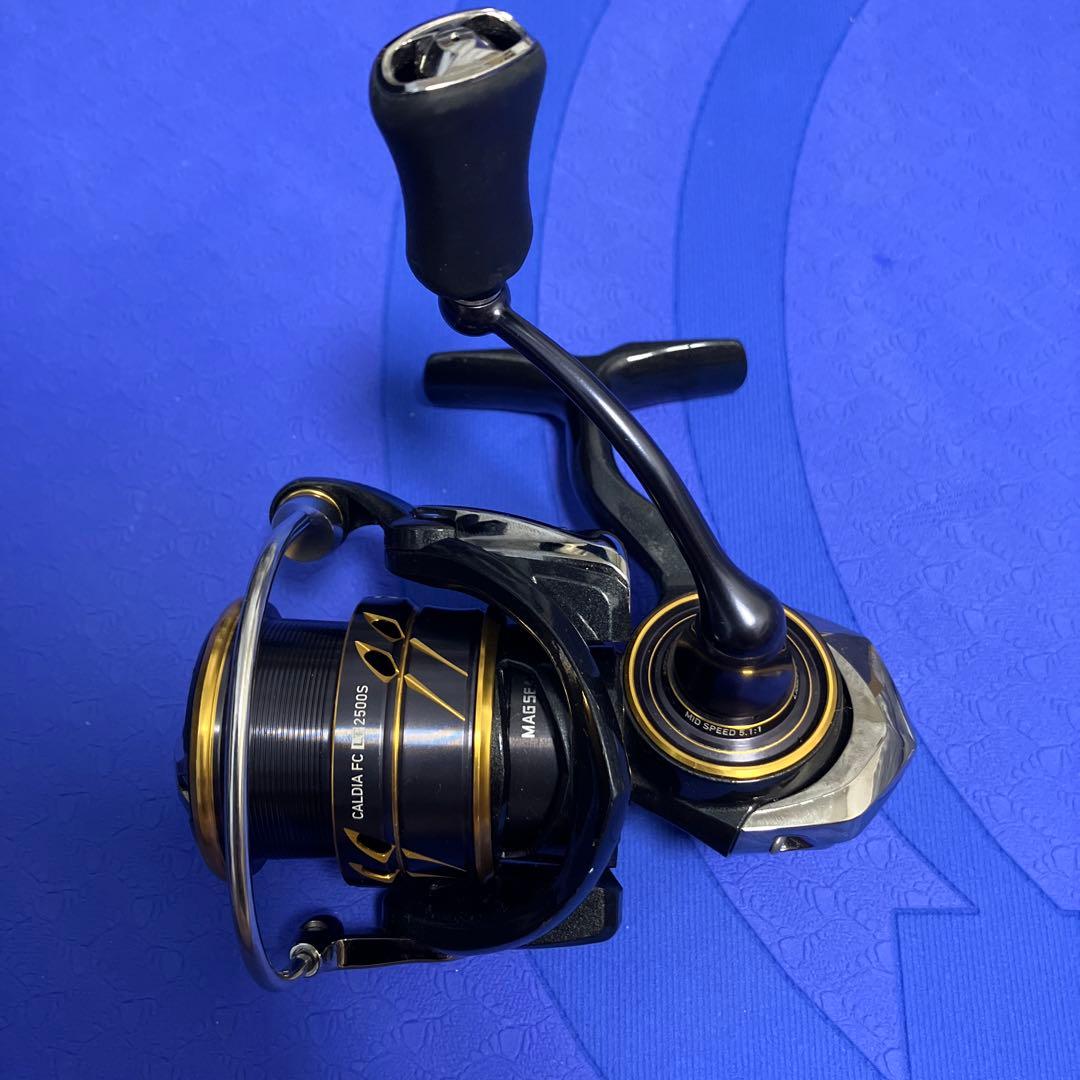 DAIWA 21CALDIA FC LT2500S スピニングリール
