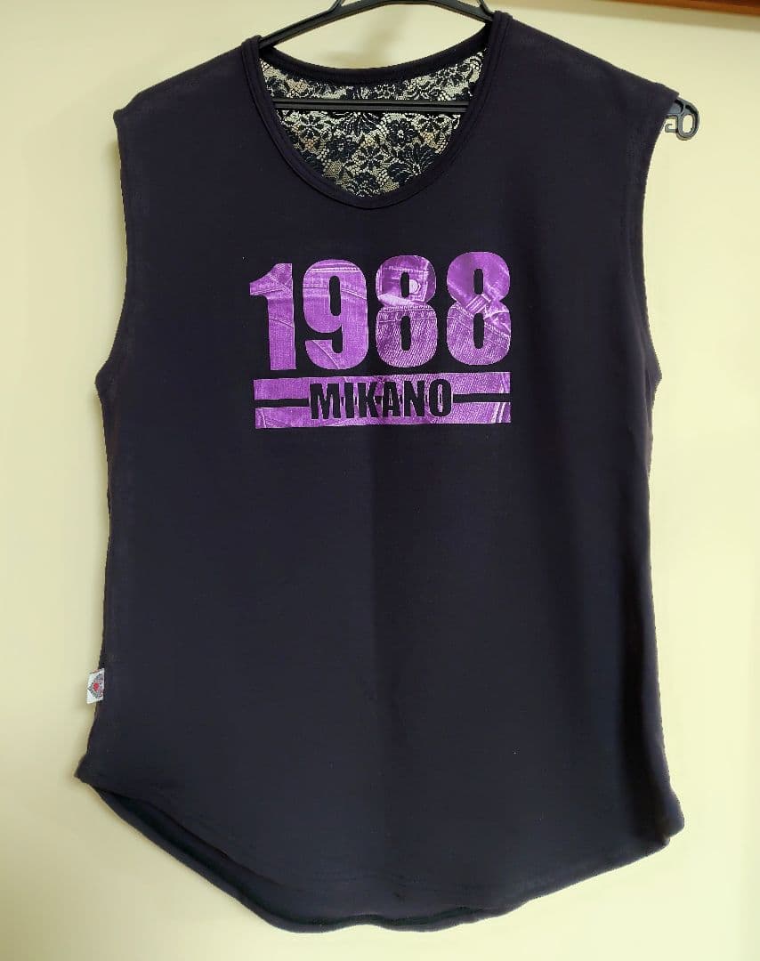 【ほぼ新品】ミカランセ MIKANO バックフラワーレース エアリーTシャツ