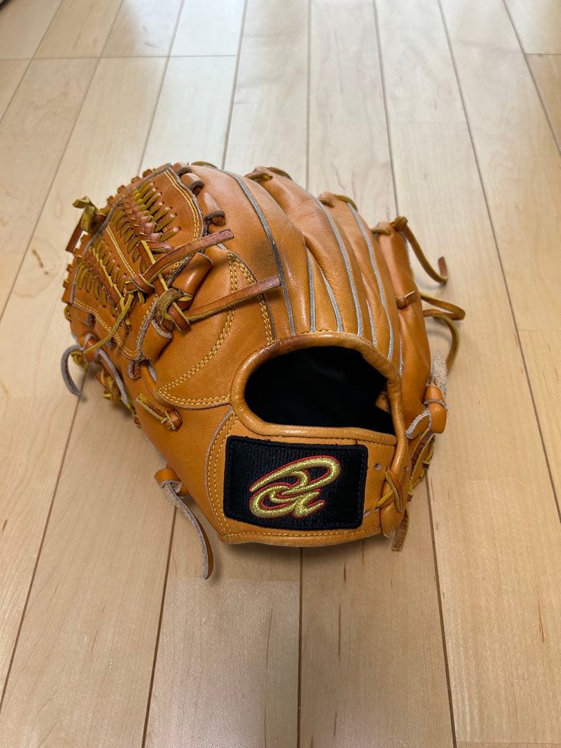 ドナイヤ　 軟式野球グローブ