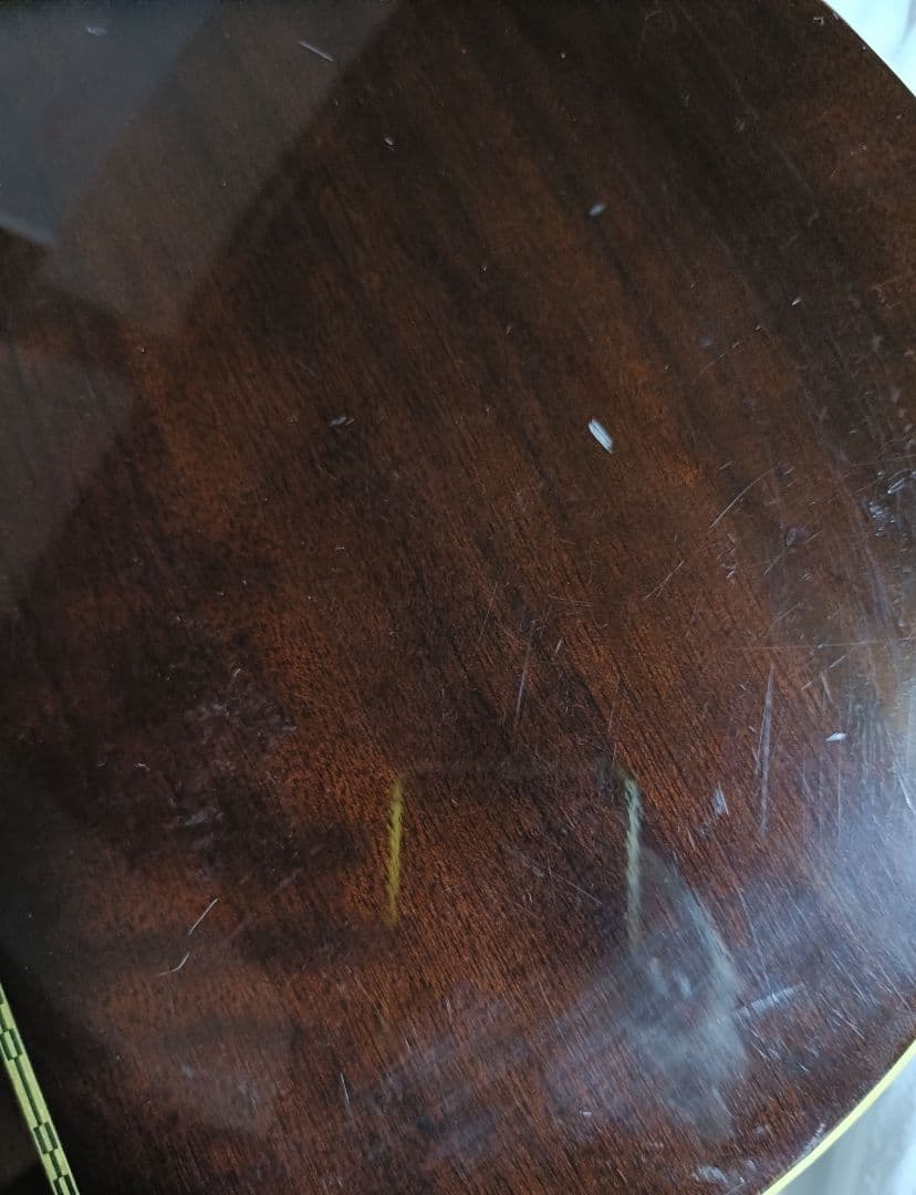 Morrisアコースティクギター、W-20 新弦に張り替えてます！