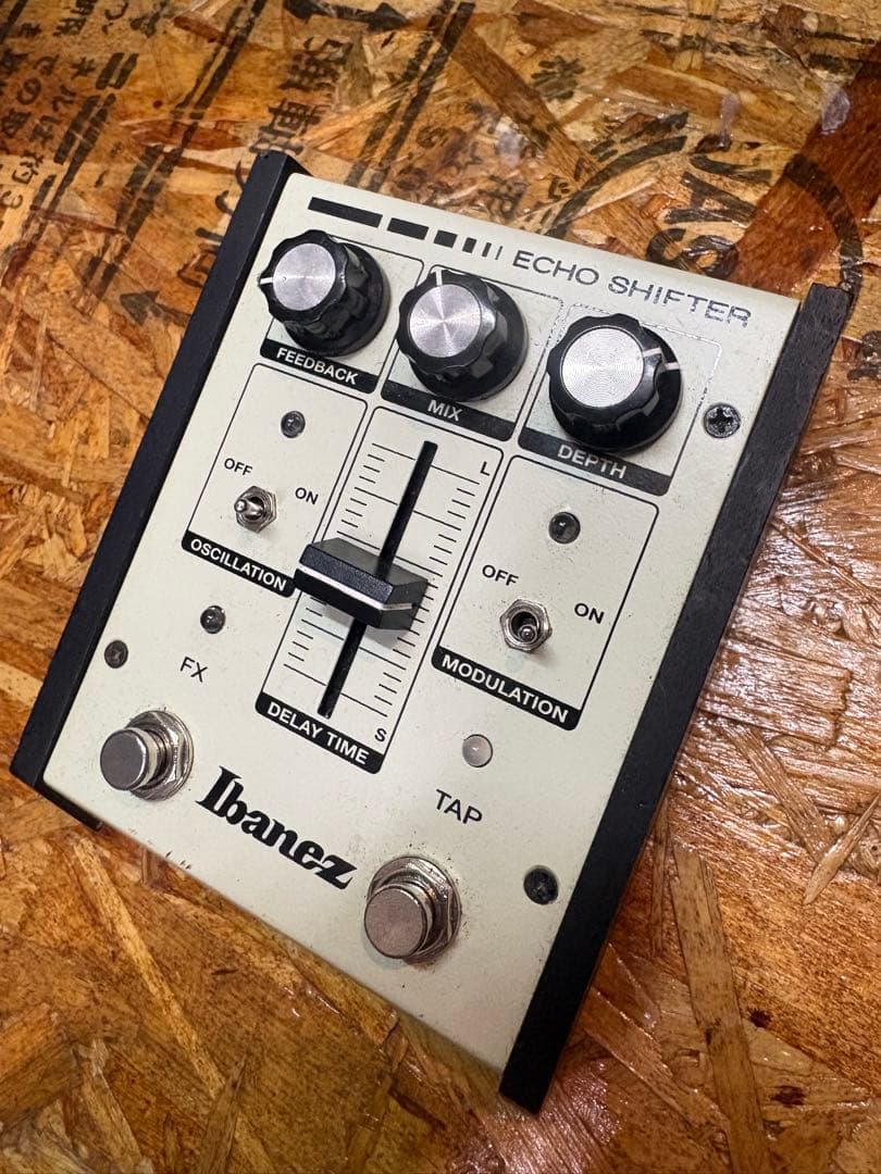 Ibanez ECHO SHIFTER エフェクター