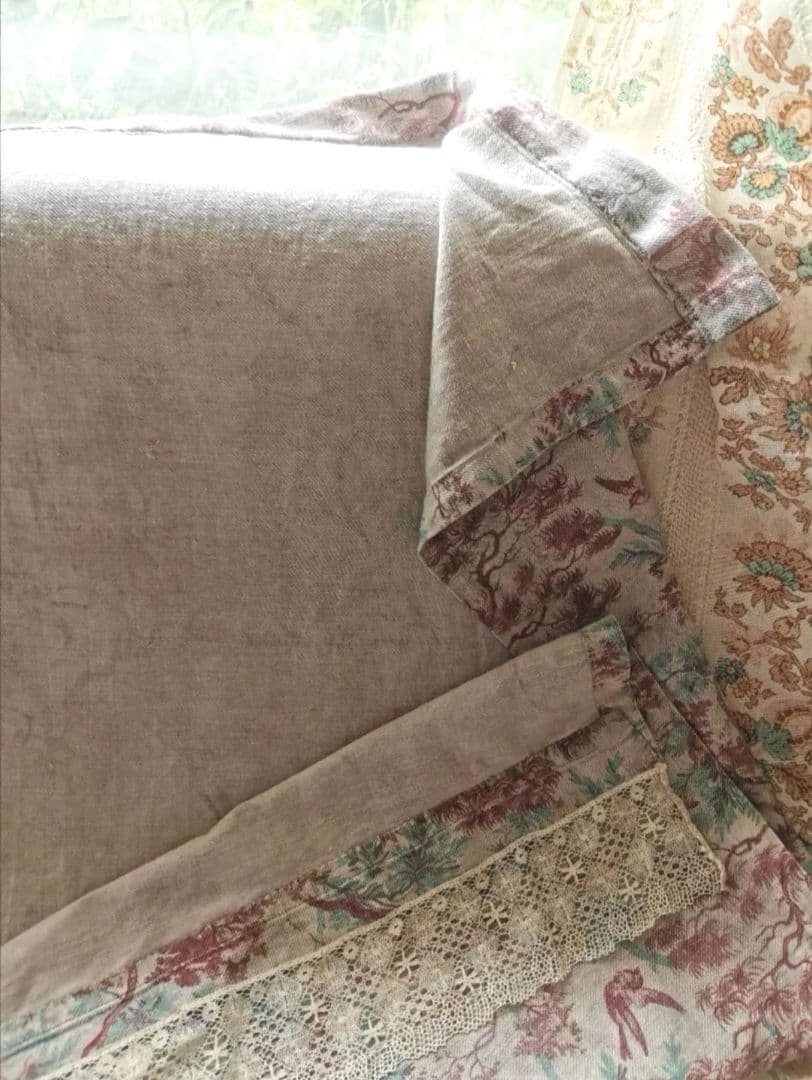 アンティークフランス 1880年トワルドジュイ鳥達の森 ボビンレース装飾カーテン