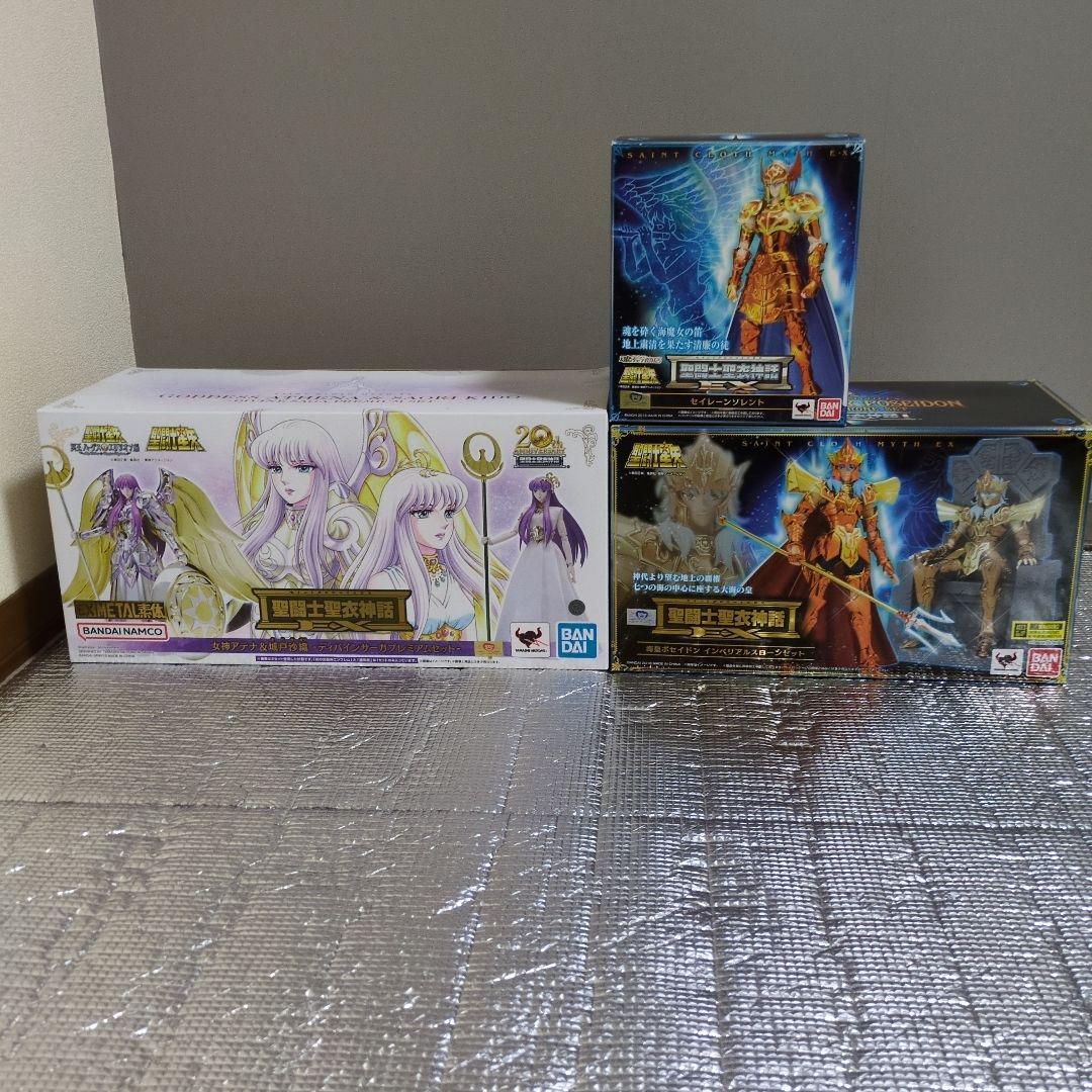 BANDAI 聖闘士星矢 アテナ•ポセイドン•ソレント 3体セット