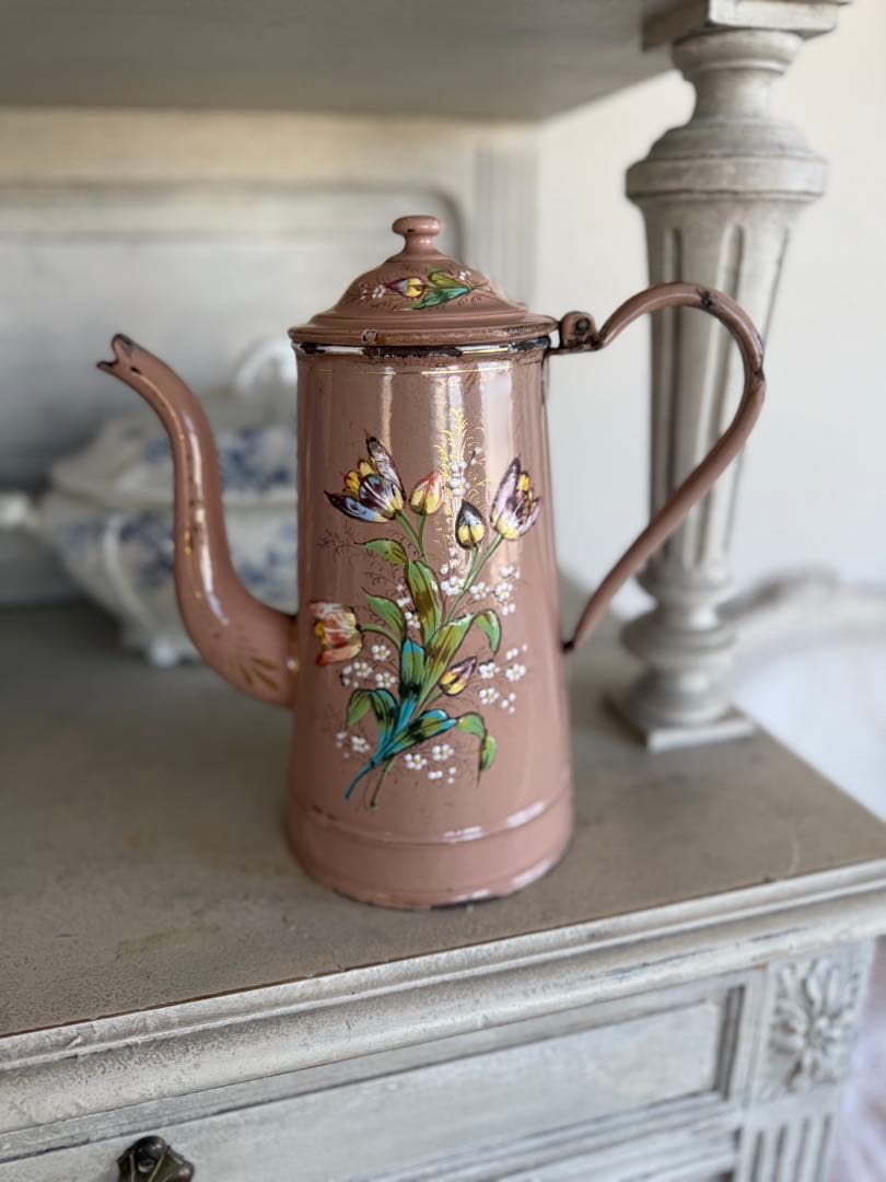 フランスアンティークエトワール社ミルクティー色チューリップ柄のホーローポット