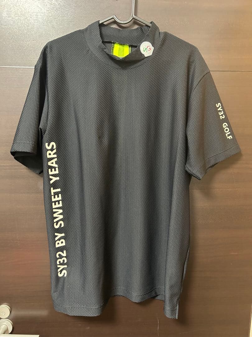SY32 BY SWEET YEARS モックネックTシャツ