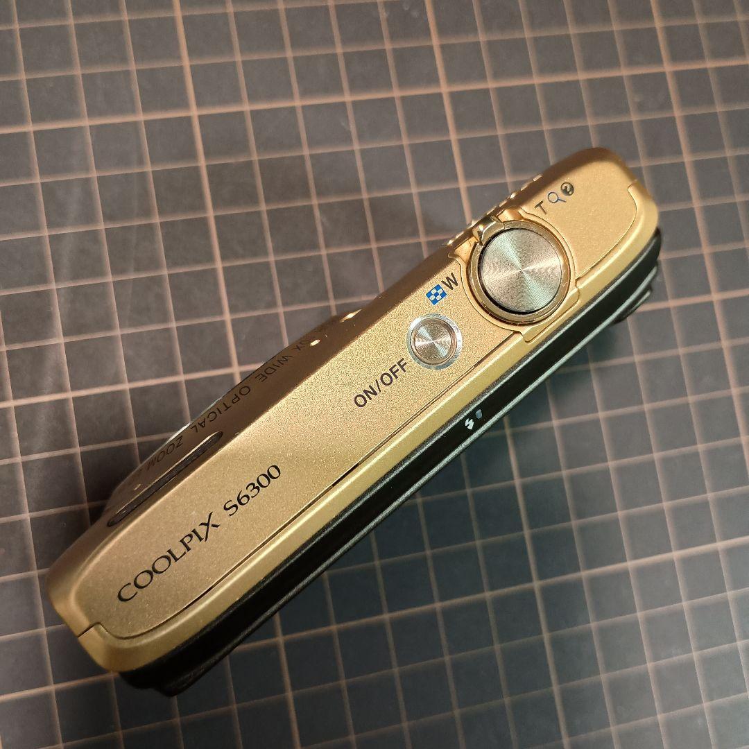 NIKON　COOLPIX　S6300　デジカメ　ゴールド