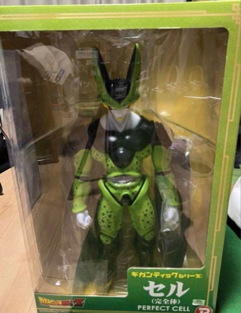 ドラゴンボールZ セル　完全体フィギュア　ギガンティックシリーズ　レア！新品！