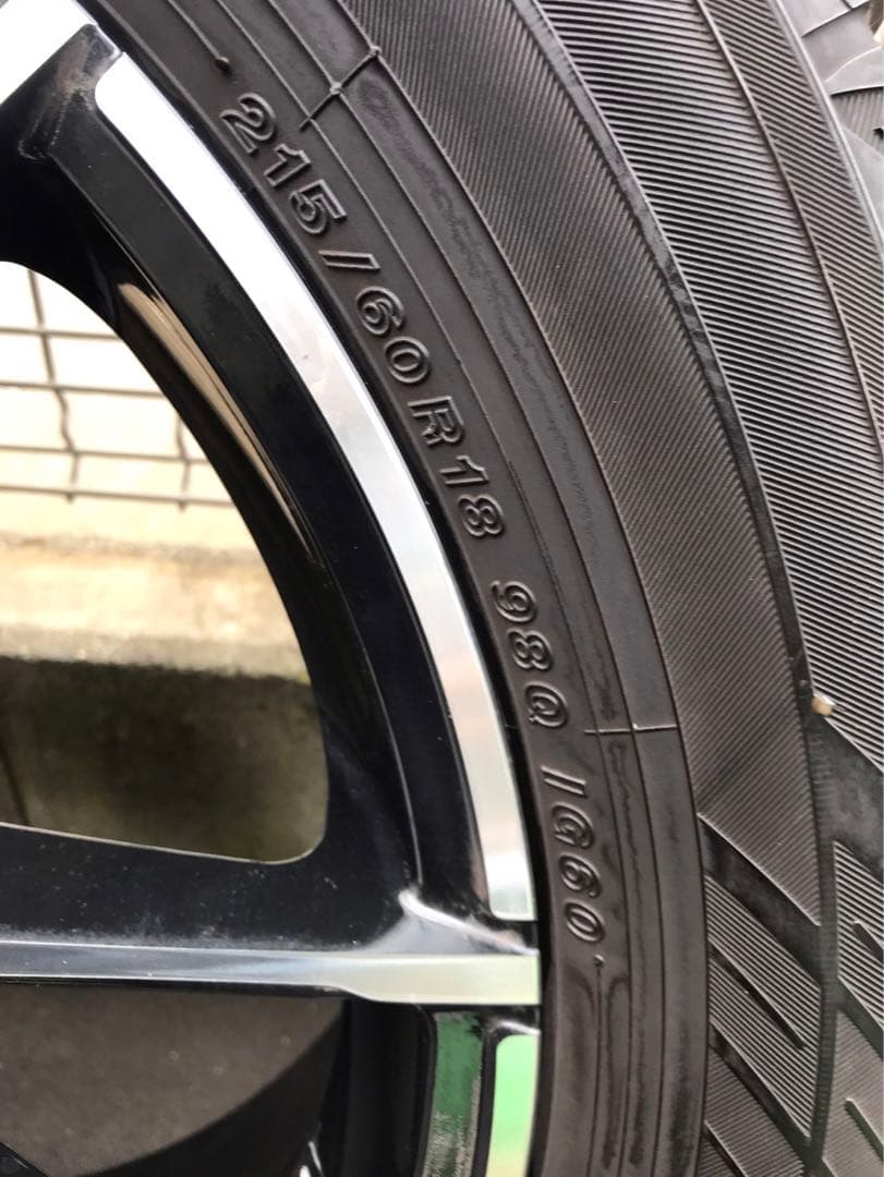 メルセデスベンツGLAスタッドレスセット