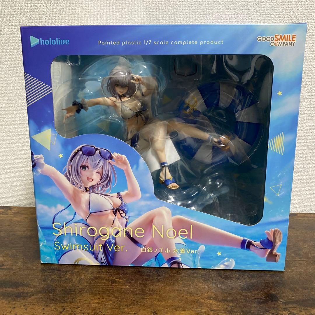 白銀ノエル　水着　フィギュア