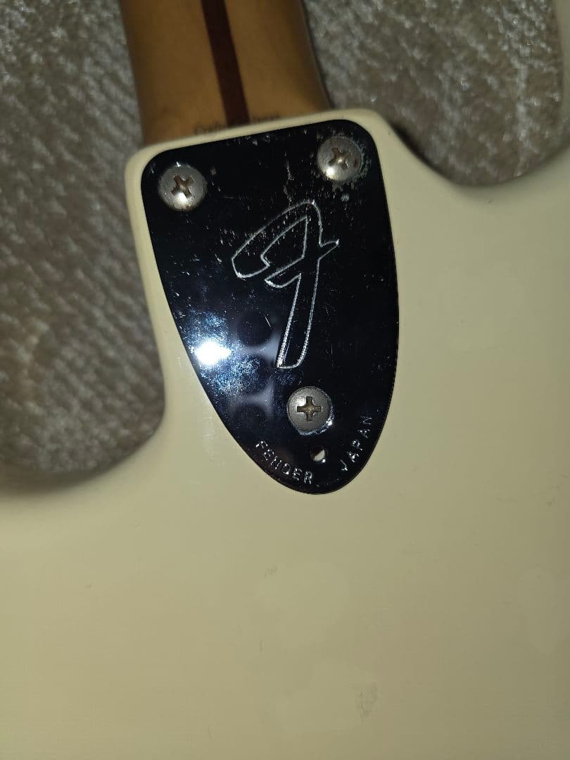 I*5様 激レア！Fender Japan ストラトキャスター EMG81×2