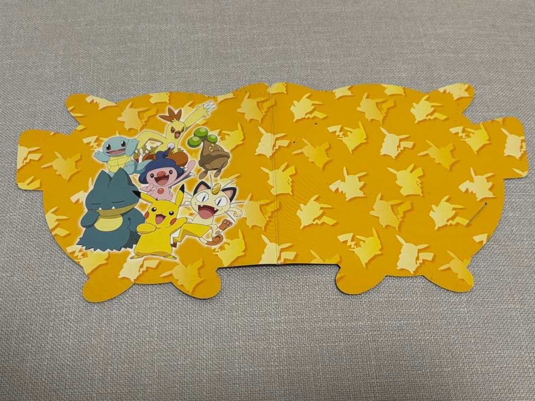 【使用可能】ピカチュウ Suicaカード 台紙&パスケースセット