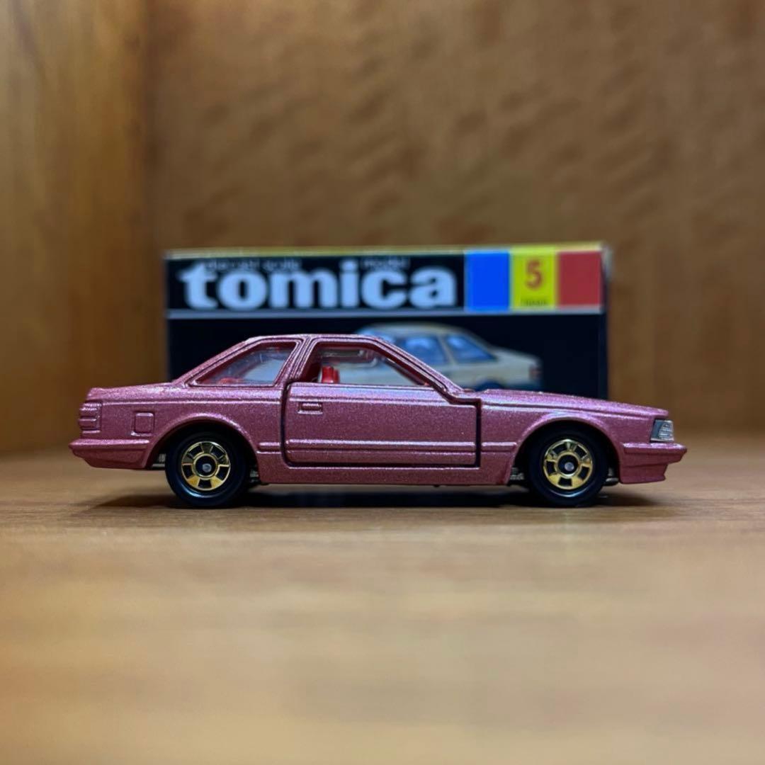 黒箱トミカNo.5トヨタ ソアラ2800GT小田急