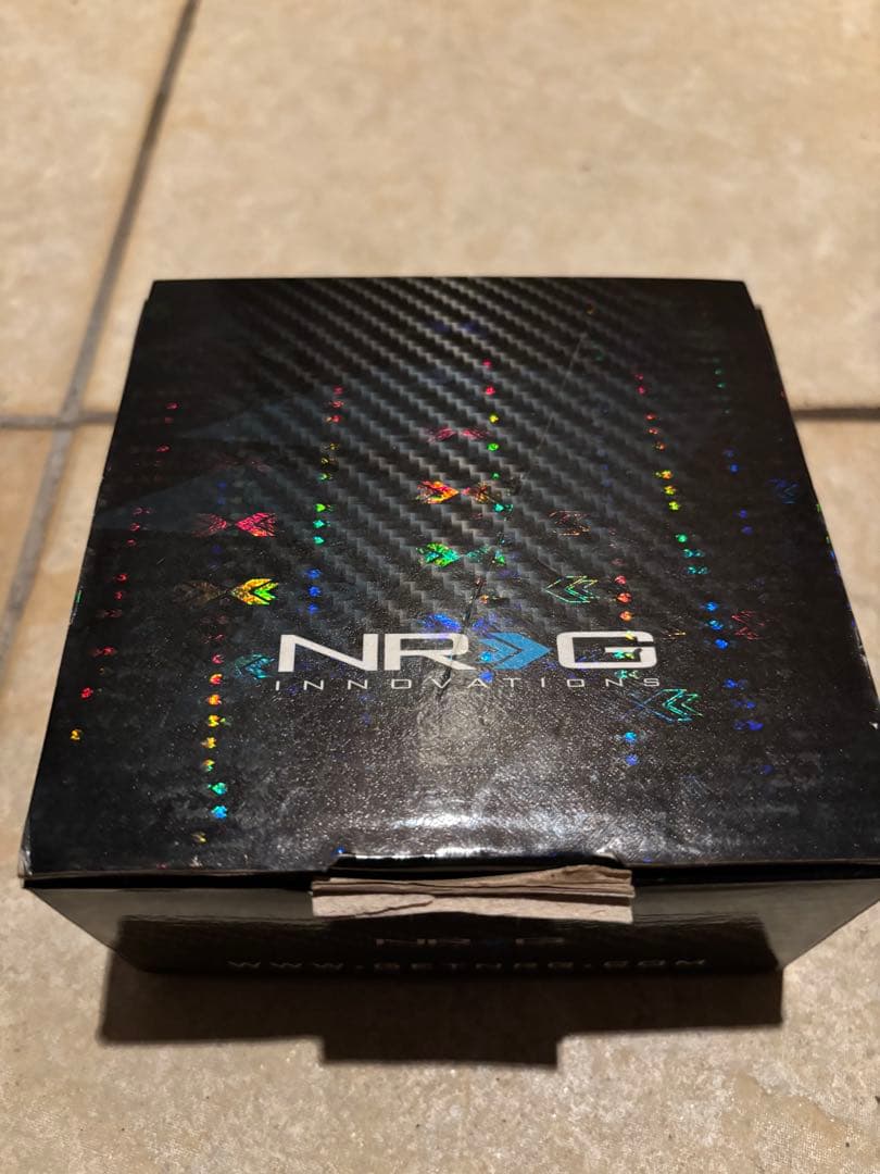NRG 薄型クイックリリース　レッド　手渡しのみ
