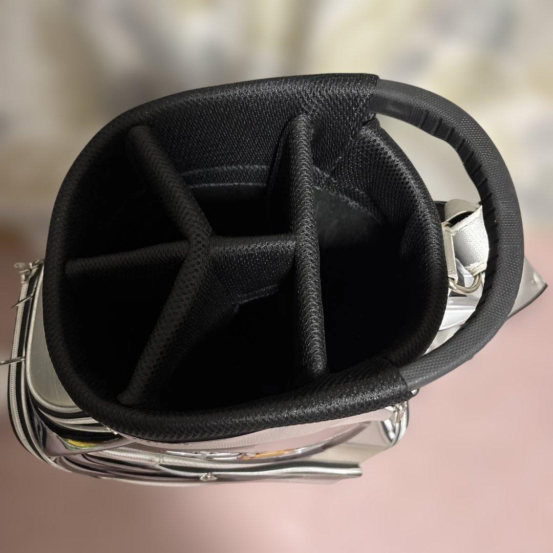 XXIO シルバー キャディバッグ