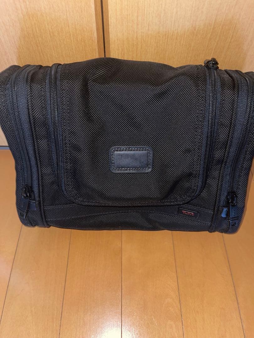 TUMI ブラック ガーメントバッグ