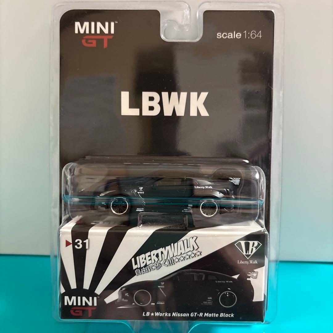 MINIGT NISSAN GT-R マットブラック　LBWK