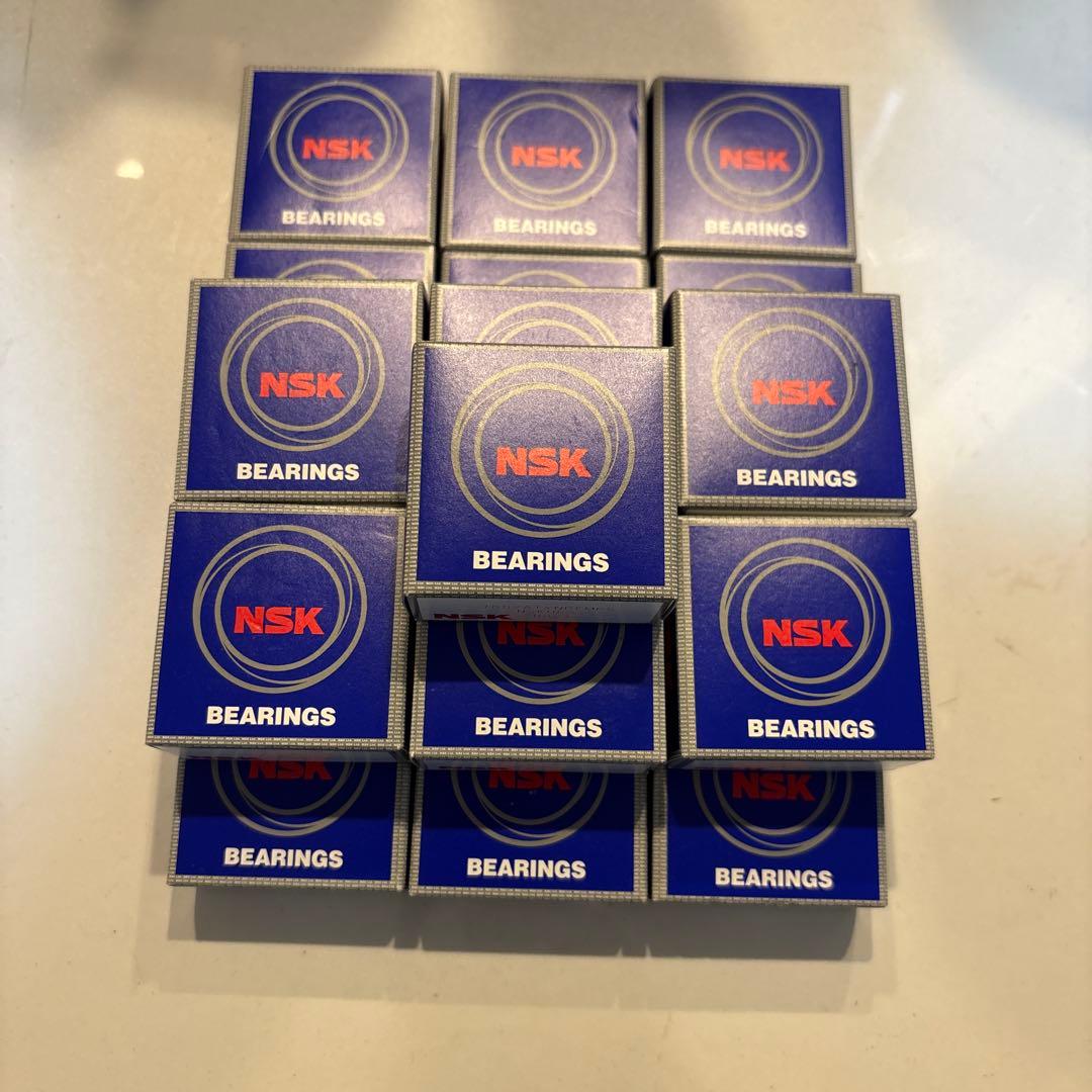 NSK ベアリング　7002ATYNDFMP5 19個セット
