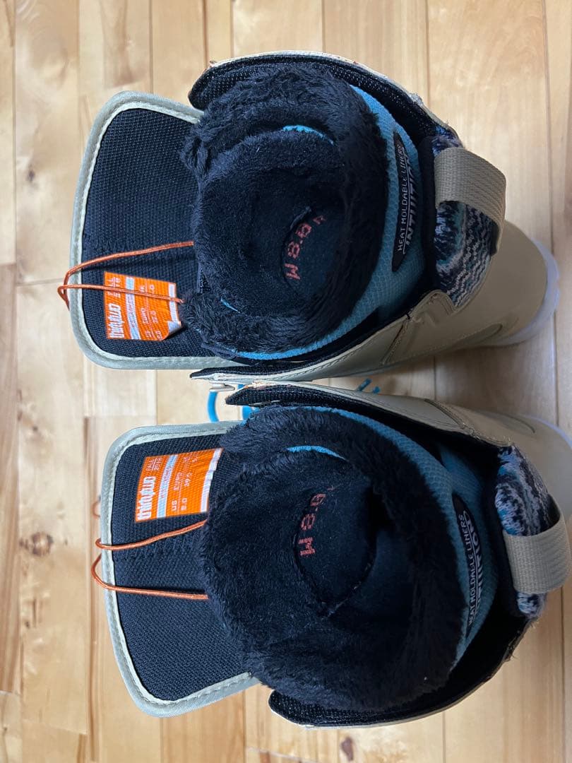 サーティツー　レディースブーツ25.0cm