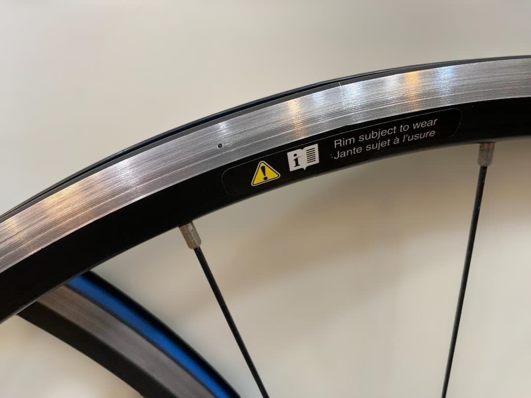 シマノ　 状態良し　WH-RS010 完組ホイール　前後