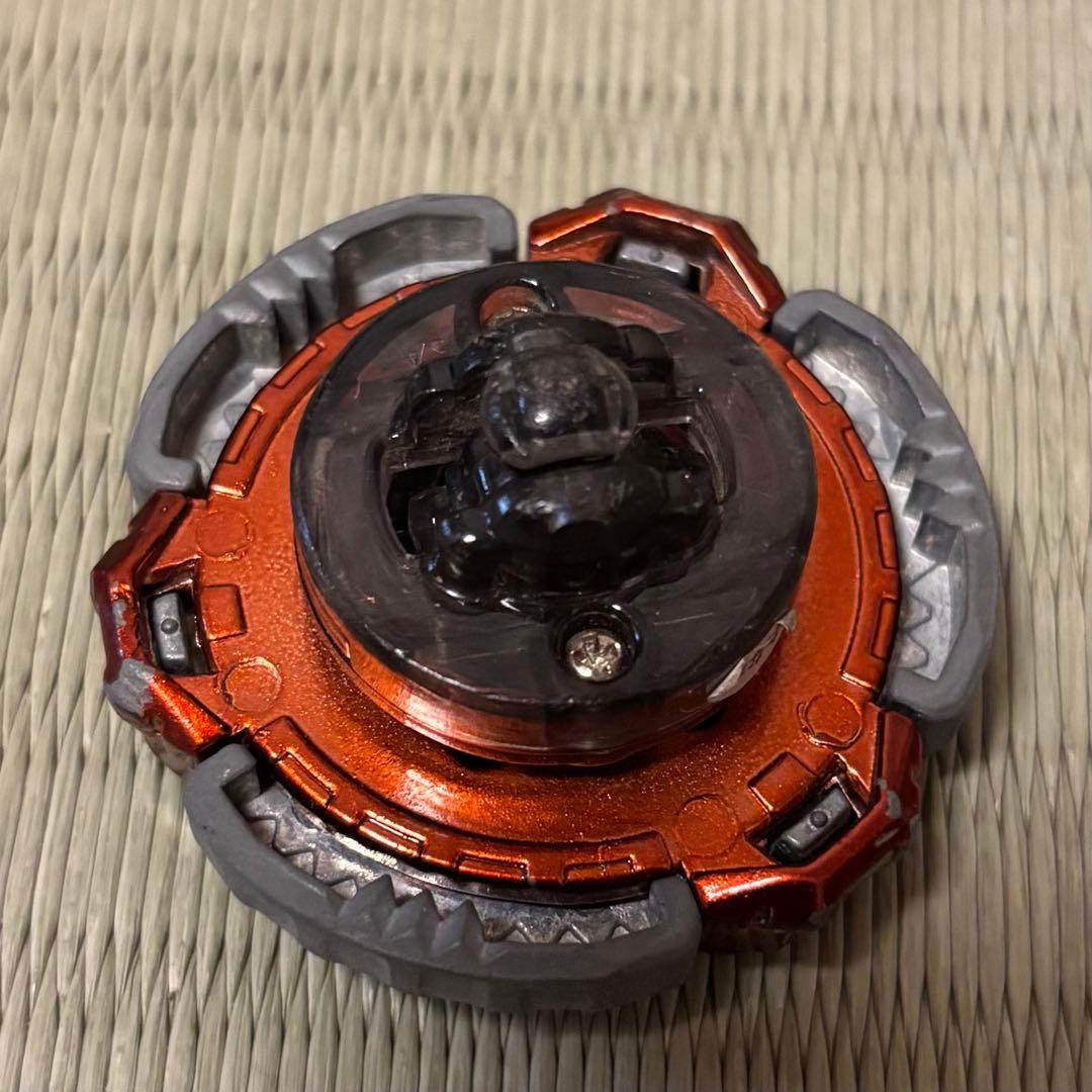 メタルファイトベイブレード　最強3個セット　改造してます